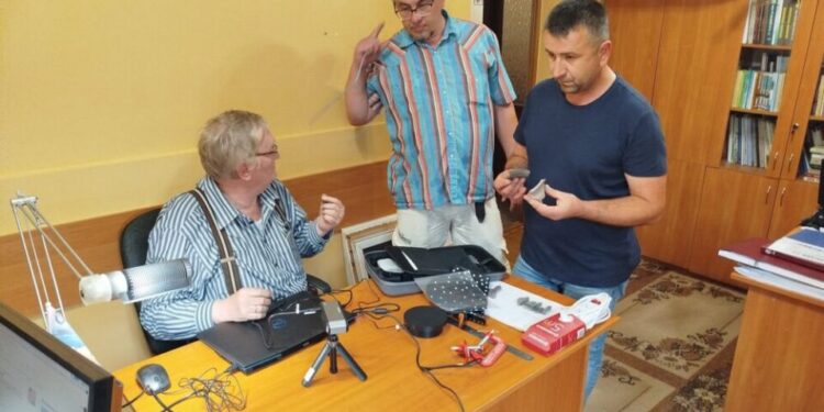 Древні артефакти досліджують у Кременці литовські науковці