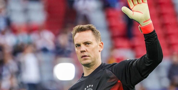 Легендарный вратарь Германии объявил о завершении своей карьеры