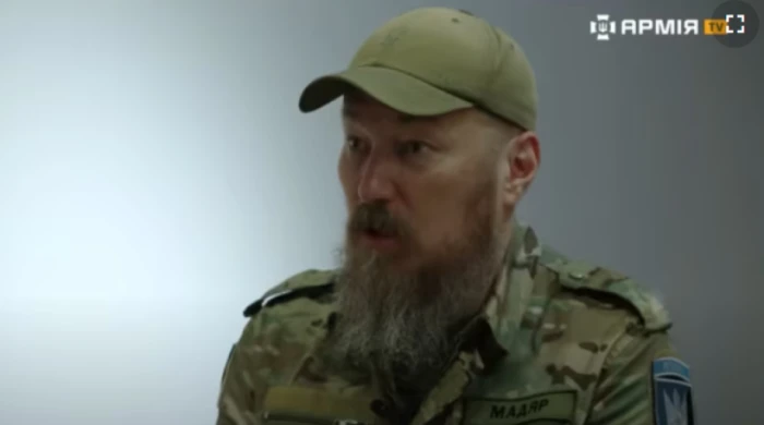 Роберт Бровді, засновник і командир підрозділу «Птахи Мадяра» під час інтерв