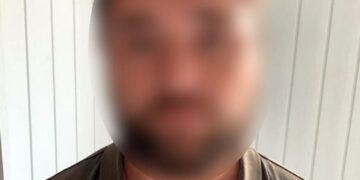 На Шепетівщині рецидивіст під час відпочинку побив палицею жінку: у неї зламане ребро —Хмельнитчина