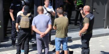 На Звенигородщині чоловік вимагав 1000 євро “за мовчання”