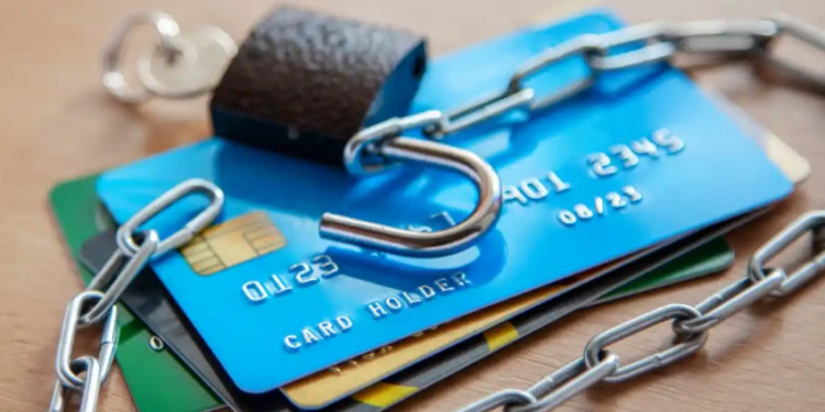 Особливості блокування коштів на рахунках боржників – Экономика