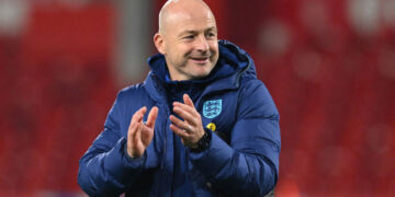 Сборная Англия по футболу нашла нового временного тренера