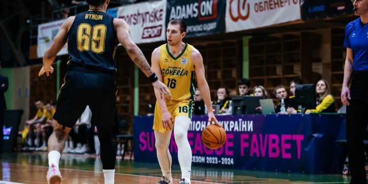 Старцев та Кабацюра повернулись до Прикарпаття-Говерли – Федерація баскетболу України