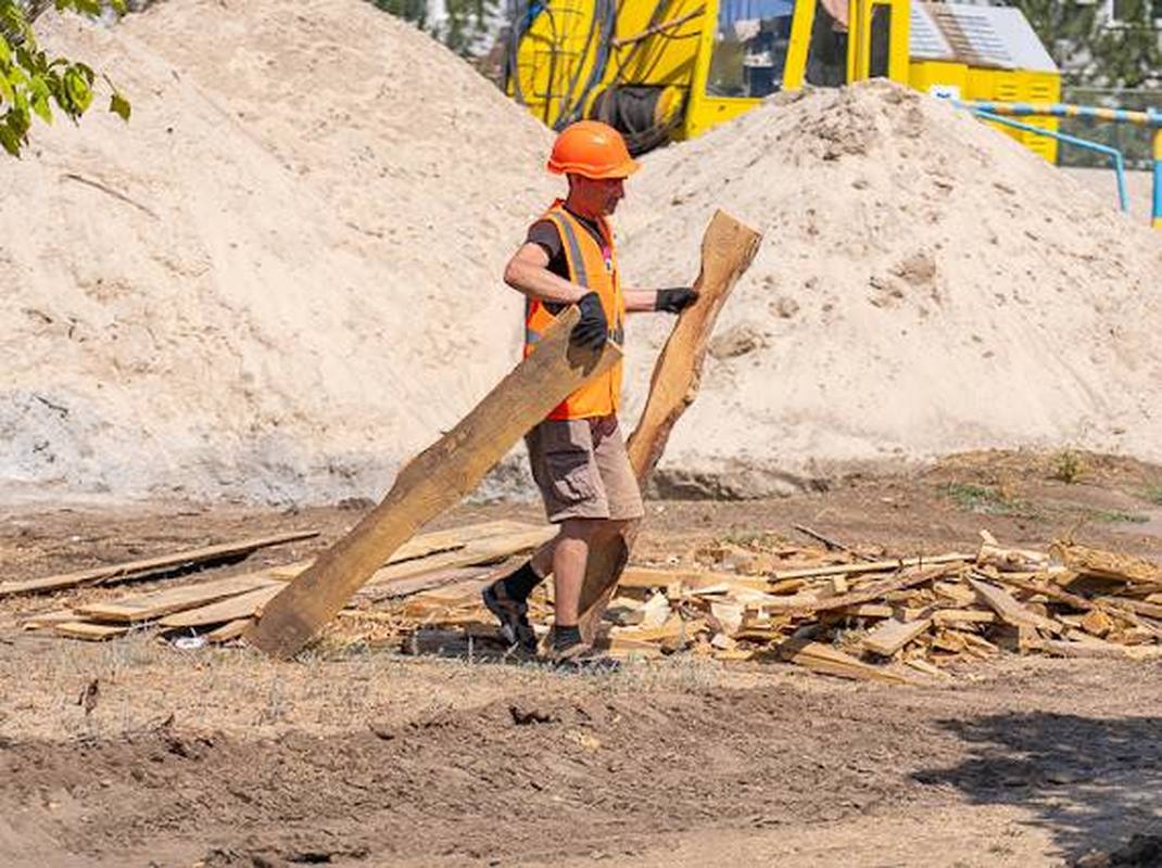 У Запоріжжі будують підземну школу на "Пісках" - чому це особливо складно