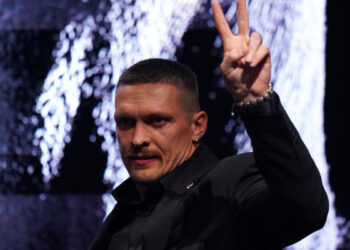 Усик кратко и традиционно отреагировал на золото Хижняка на Олимпиаде-2024 – Спорт ):Бокс