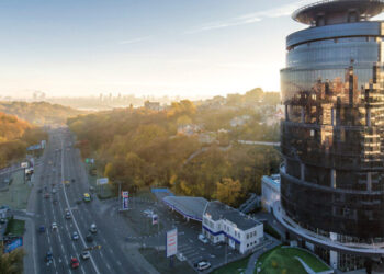 В офісних центах столиці стало занадто багато вільних місць – Экономика