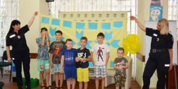 Захопливі заняття, арт та сенсорно-інтегративна терапія – миколаївські поліцейські психологи влаштували захід для дітей колег по службі » Миколаївський Оглядач