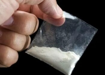 Жителька Ватутіного намагалася передати наркотики знайомому до слідчого ізолятора