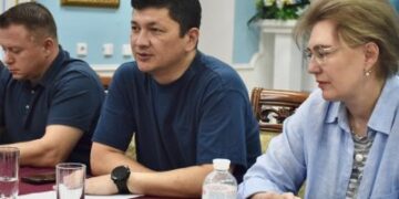 Зміцнення готовності регіонів до реагування на надзвичайні інфекційні захворювання: Миколаїв відвідала делегація ГО «Всеукраїнська асоціація інфекціоністів» » Миколаївський Оглядач