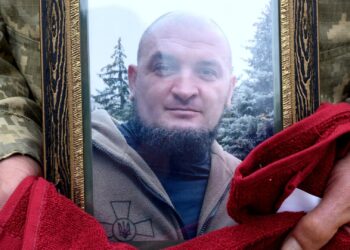 У Кропивницькому попрощалися з двома військовими, які загинули на війні