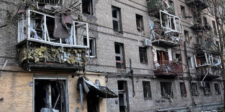 Запоріжці, що втратили житло, розміщаються в шелтерах | Новини Запоріжжя