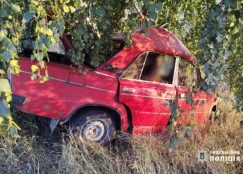 Авто врізалося в дерево: на Черкащині сталася смертельна аварія
