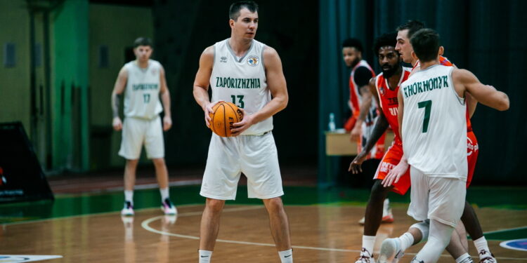 БК Запоріжжя укомплектував склад: Нікітін, Хохоник і ще чотири українці лишились у команді – Федерація баскетболу України
