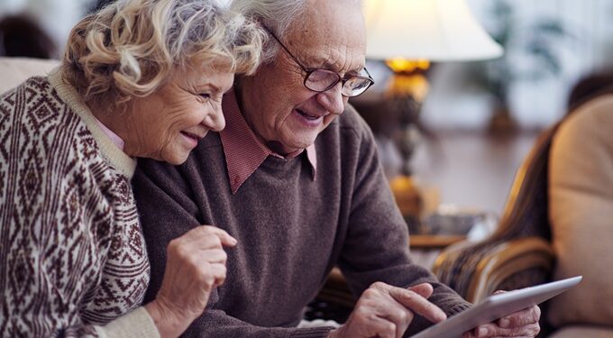 Чому в Запоріжжі варто вийти на пенсію після 60 років: реалії 2024 року | Новини Запоріжжя