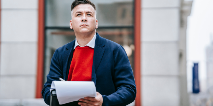 Чи має право фізособа укласти договір про добровільну сплату єдиного внеску та який розмір внеску при цьому передбачений?