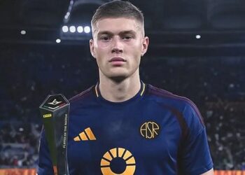 Довбик стал лучшим игроком матча «Рома» – «Удинезе», получив высокие баллы за игру