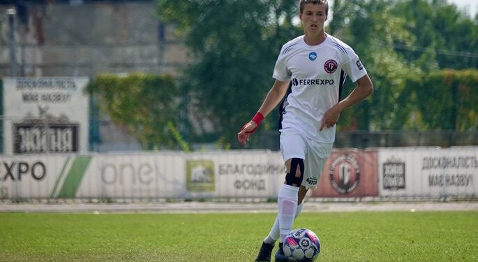 Друга ліга. Гірник-Спорт набирає обертів, Ворскла-2 вже в топ-3