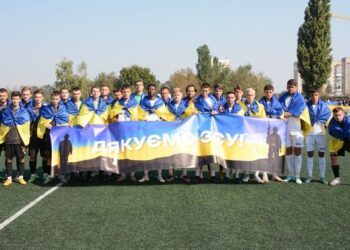 Друга ліга. Гра туру у Горішніх Плавнях, випробування для Металіста 1925-2