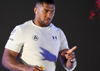 Джошуа признался, кого будет поддерживать в реванше Усик – Фьюри – Спорт ):Бокс