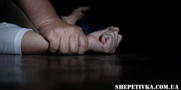 Хмельничанин 9 років ґвалтував та розбещував своїх дітей-двійнят: що вирішив Верховний Суд —Хмельнитчина