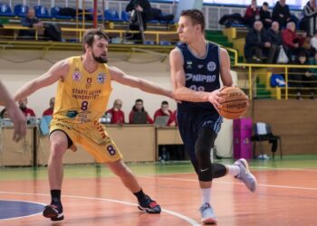 Контрольний матч клубів Суперліги: Дніпро переміг Старий Луцьк – Федерація баскетболу України
