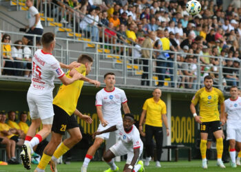 «Кривбас» завдяки голу джокера Задераки вивіз перемогу з Києва