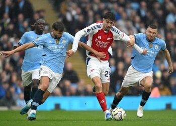 «Манчестер Сити» выгрыз нервную ничью в борьбе с «Арсеналом»