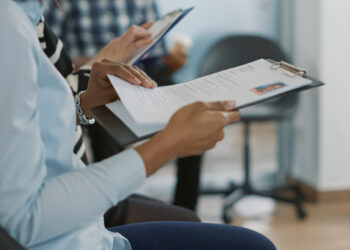 На одну вакансію у Запоріжжі претендує 5 людей – які професії мають попит та де шукати роботу | Новости Запорожья