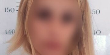 На Шепетівщині злодійка доглядаючи жінку похилого віку цупила її золоті прикраси —Хмельнитчина