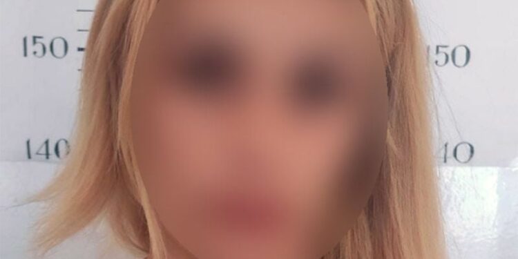 На Шепетівщині злодійка доглядаючи жінку похилого віку цупила її золоті прикраси —Хмельнитчина