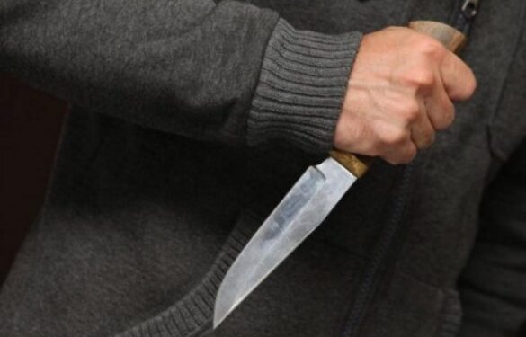 На Золотоніщині чоловік вдарив ножем свого товариша