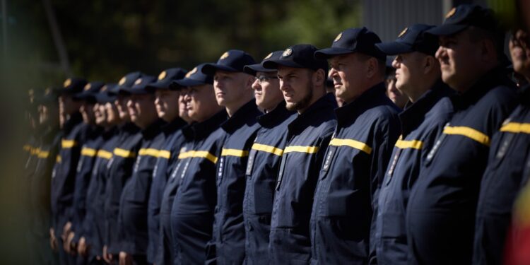 Нагородили медалями вогнеборців з Полтавщини – ПОЛТАВА СЬОГОДНІ