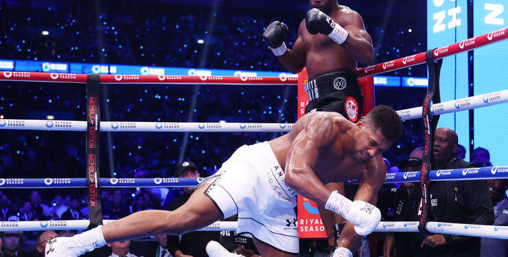 “Он был в трансе”: тренер Дюбуа заметил особенность поведения Джошуа – Спорт ):Бокс
