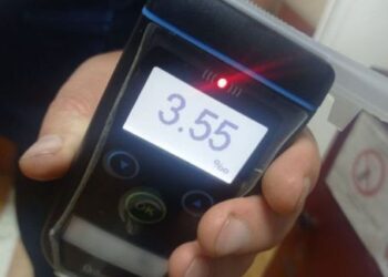 Патрульні зупинили авто Honda H-RV за порушення комендантської години — Новости Черкасс