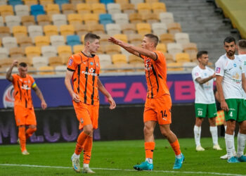 «Шахтар» розгромив «Карпати» у Львові з хет-триком Бондаренка