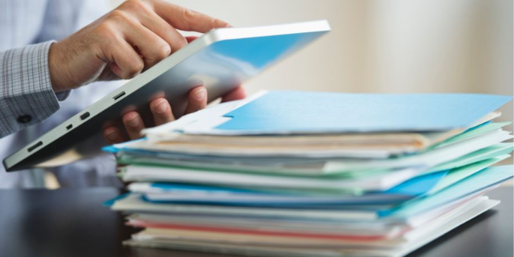 Що зазначається в рядку 02 «Звітний (податковий) період, за який подається» та в рядку 03 «Звітний (податковий) період, що уточнюється» при