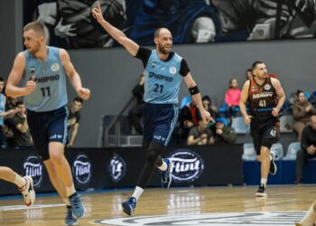 Тимофеєнко – лідер, Конєв – в топ-3: кращі гравці в історії Суперліги за підбираннями – Федерація баскетболу України