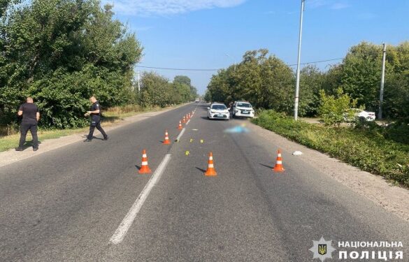 У Черкаському районі водій мотоциклу на смерть збив пенсіонерку