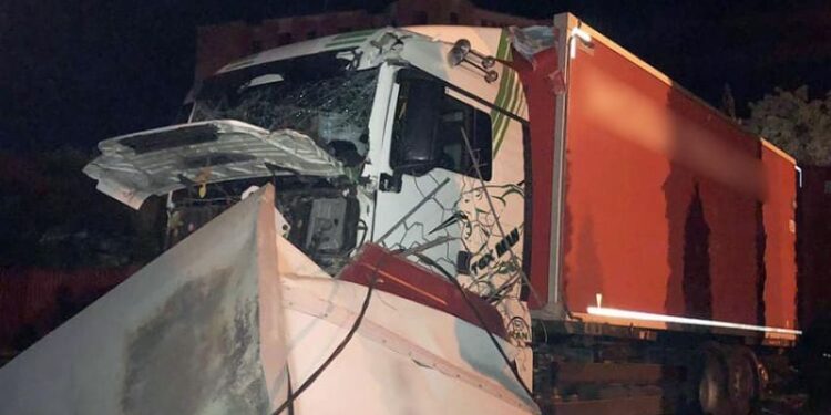 У Кам’янці-Подільському водій напідпитку влетів у вантажівку шепетівчанина —Хмельнитчина