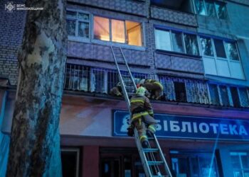 У м. Миколаєві шестирічний хлопчик випав з балкона квартири на сьомому поверсі » Миколаївський Оглядач