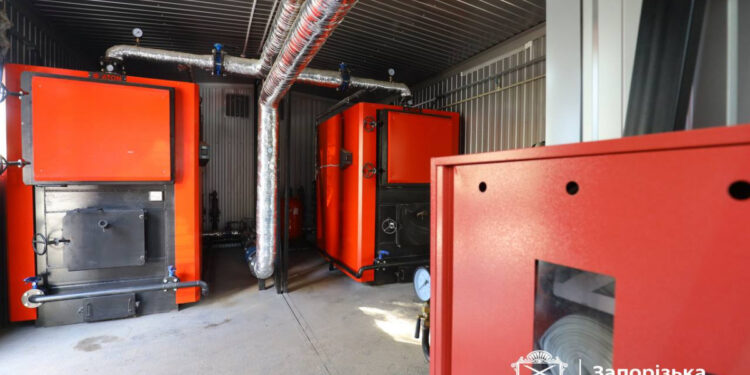 У запорізькій лікарні номер 9 встановили модульну котельню – всього таких по місту буде 12 | Новости Запорожья