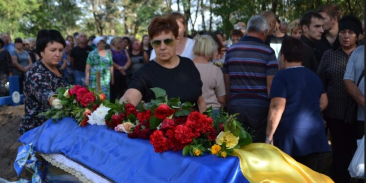 З бойового завдання на щиті до Полтавщини повернувся воїн