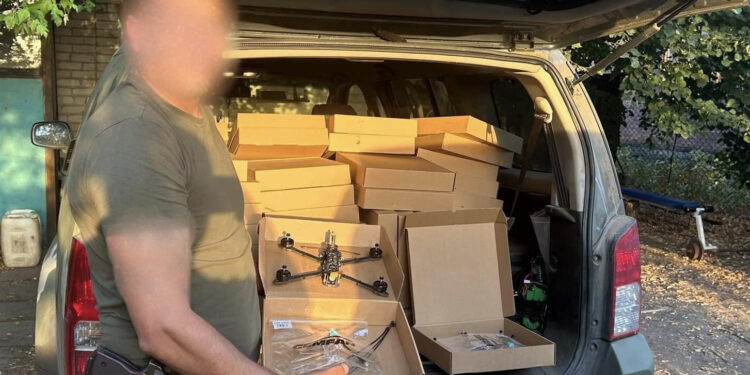 З Івано-Франківська передали дрони для 72-ї бригади імені Чорних Запорожців