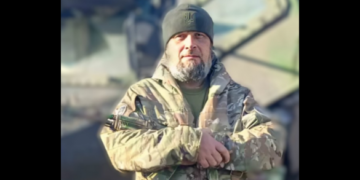 Жителі Кам’янки попрощалися із полеглим захисником