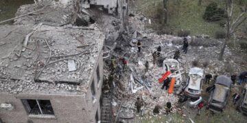 Влучання балістичної ракети в житловий квартал Запоріжжя | Новини Запоріжжя