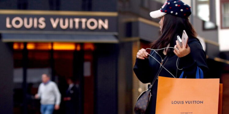 Акції LVMH просіли на 7% після публікації поганих квартальних результатів – Экономика