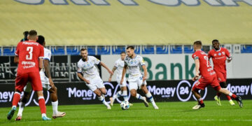 «Динамо» в цьому Чемпіонаті УПЛ проводить на дев’ять ударів більше за суперників