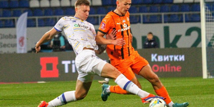 «Динамо» врятувалося від поразки у матчі з «Шахтарем» і зберегло лідерство