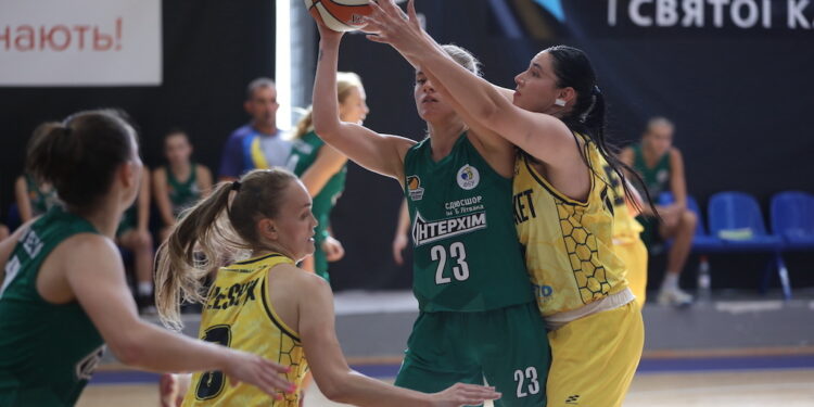Друга перемога Інтерхіма в матчі проти Київ-Баскета: фотогалерея – Федерація баскетболу України